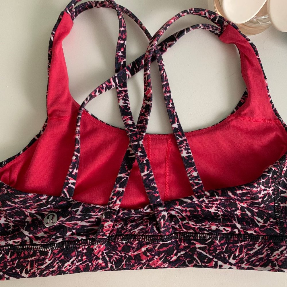 Lululemon Sports Bra Size 2